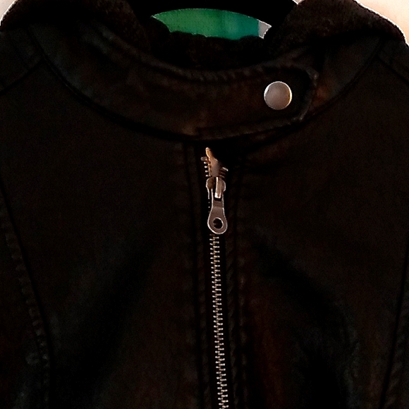 Women's L xhilaration hooded jacket in black - Picture 2 of 3